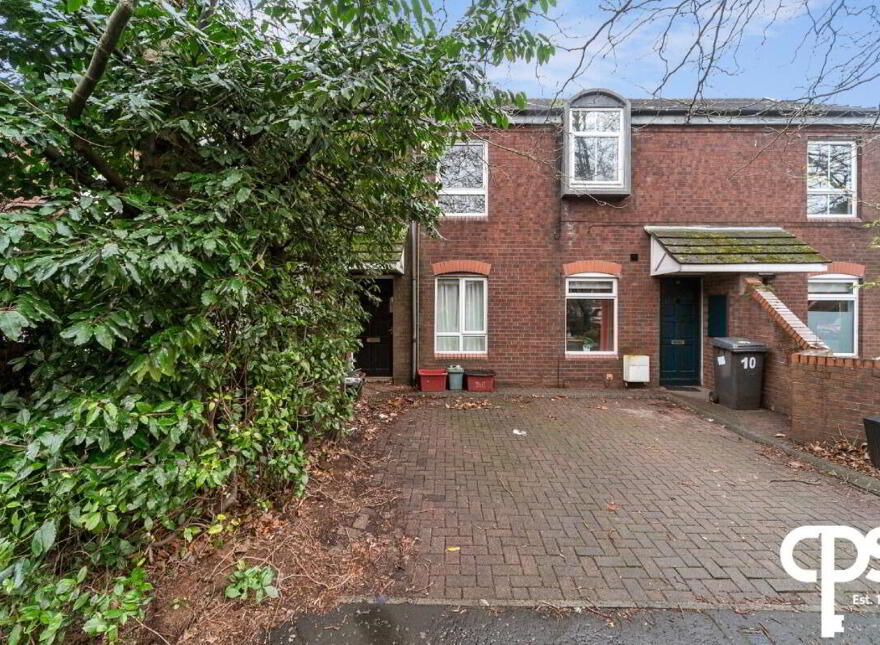 8 Salisbury Court, Belfast, BT7 1DD