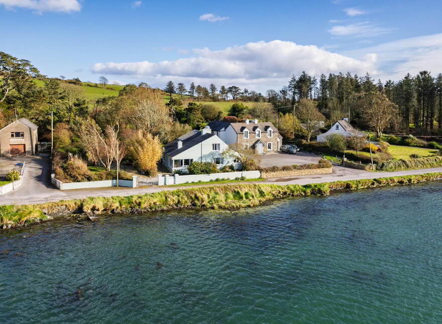 Lobster Cottage, Raheen, Union Hall, P81WK37