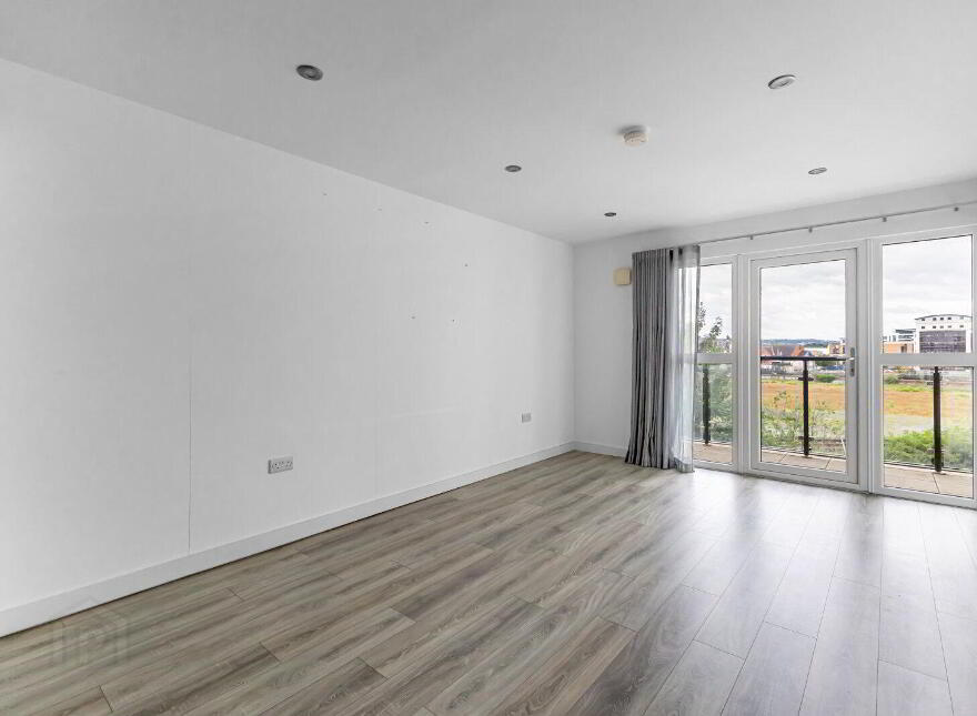 Apartment 6 The Sandford Building 25 Bridge End, Belfast, BT5 4AW