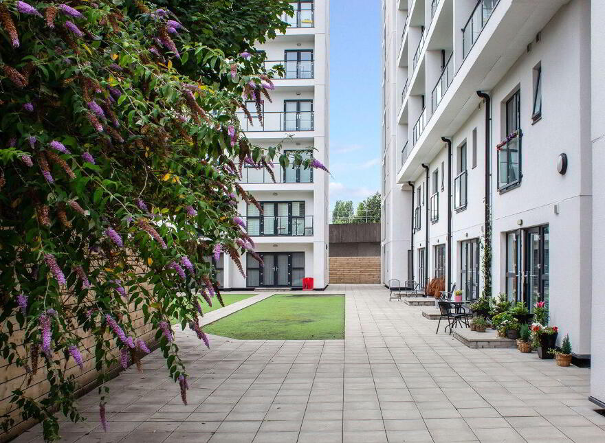 Apartment 6 The Sandford Building 25 Bridge End, Belfast, BT5 4AW