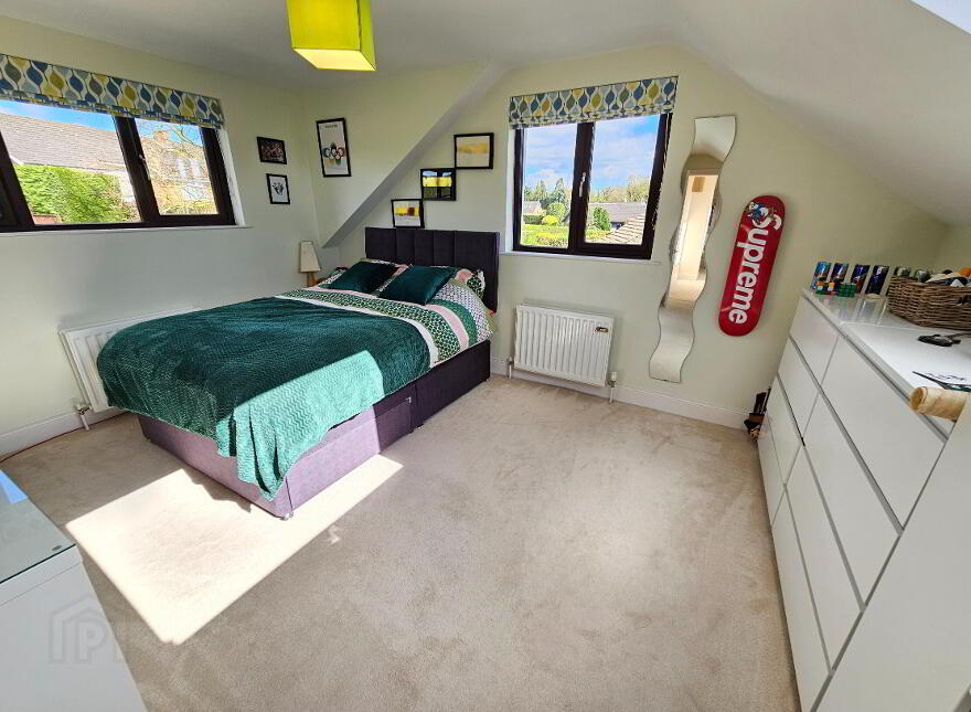 2 Monument Park, Hillsborough, BT26 6EX
