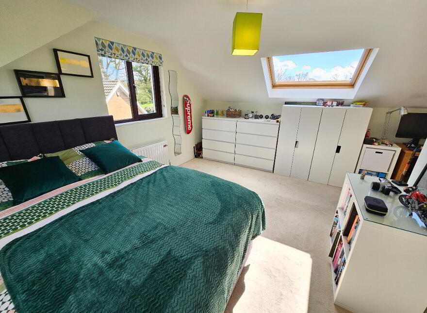 2 Monument Park, Hillsborough, BT26 6EX