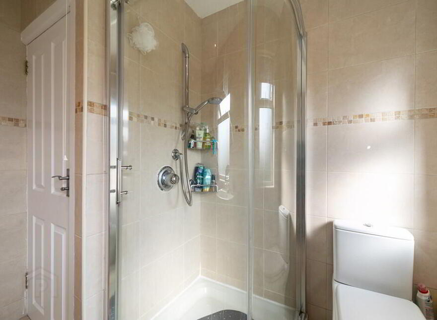 204 Sicily Park, Upper Lisburn Road, Belfast, BT10 0AQ