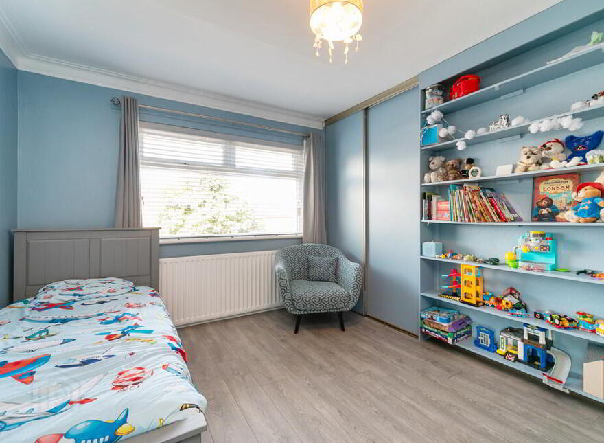 204 Sicily Park, Upper Lisburn Road, Belfast, BT10 0AQ