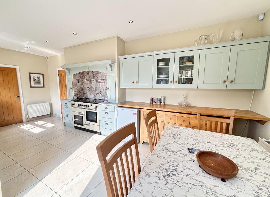 16 Grove Manor, Grove Road, Ballymena, BT43 6EJ