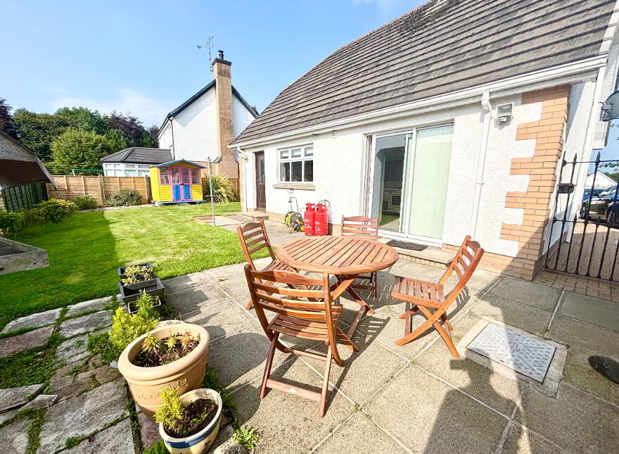 16 Grove Manor, Grove Road, Ballymena, BT43 6EJ