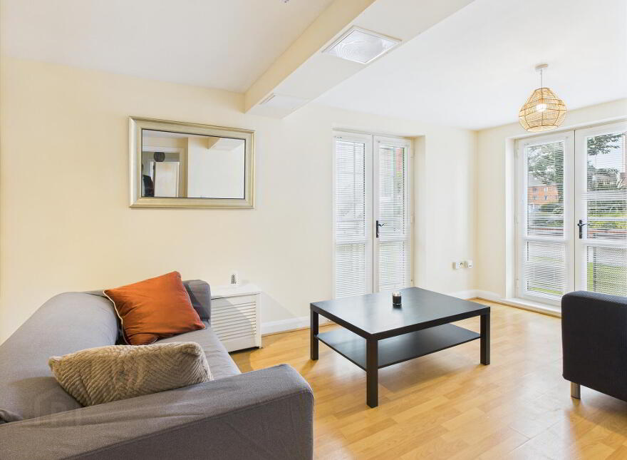 Apt 6, Chichester Building, Old Bakers Court , Ravenhill Road, Belfast, BT6 8QX