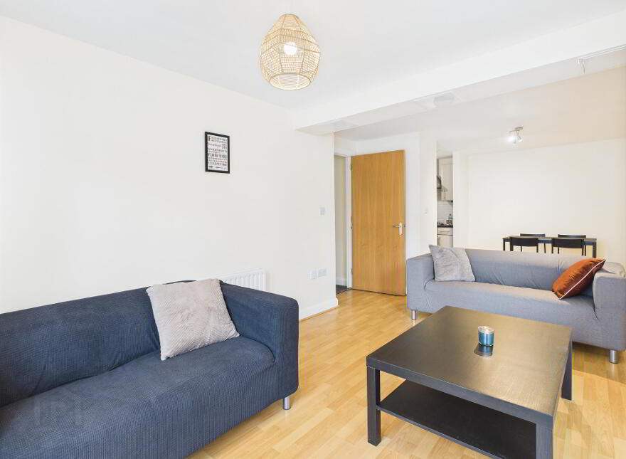Apt 6, Chichester Building, Old Bakers Court , Ravenhill Road, Belfast, BT6 8QX