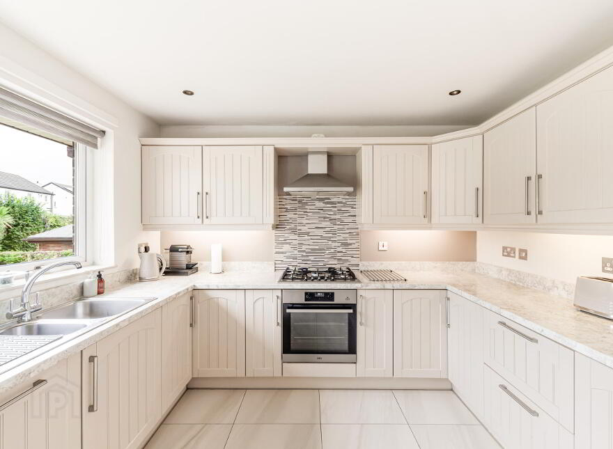 2 Moorfield Gardens, Comber, Newtownards, BT23 5WF