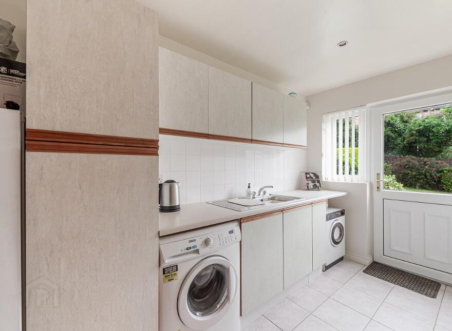2 Moorfield Gardens, Comber, Newtownards, BT23 5WF