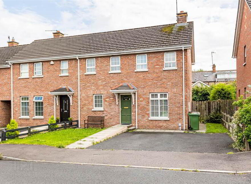 4 Iveagh Manor, Banbridge, BT32 3FP