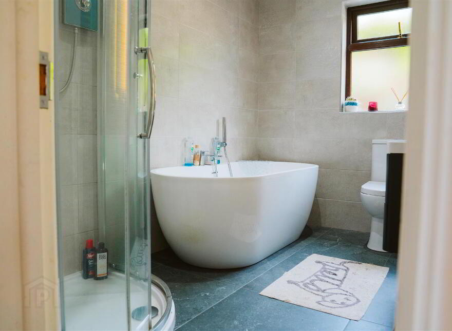 38 Barclay Manor, Dromara, BT25 2HX