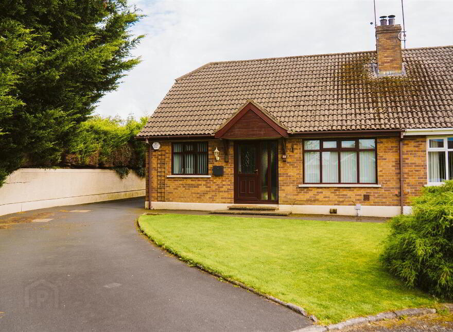 38 Barclay Manor, Dromara, BT25 2HX