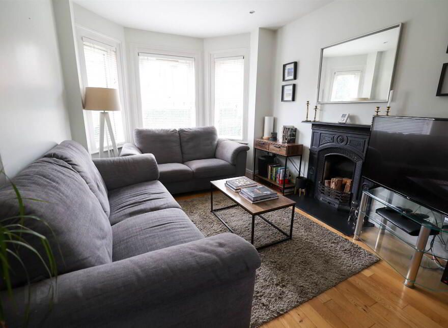 3 Rosetta Drive, Belfast, BT7 3HL