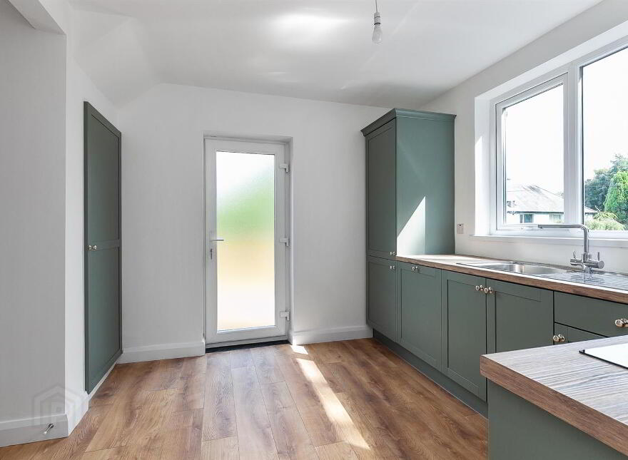 300 Merville Garden Village, Newtownabbey, BT37 9TT