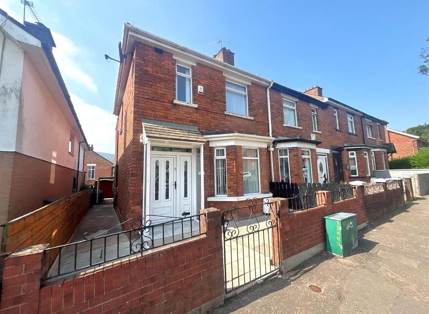 706 Crumlin Road, Belfast, BT14 8AD photo