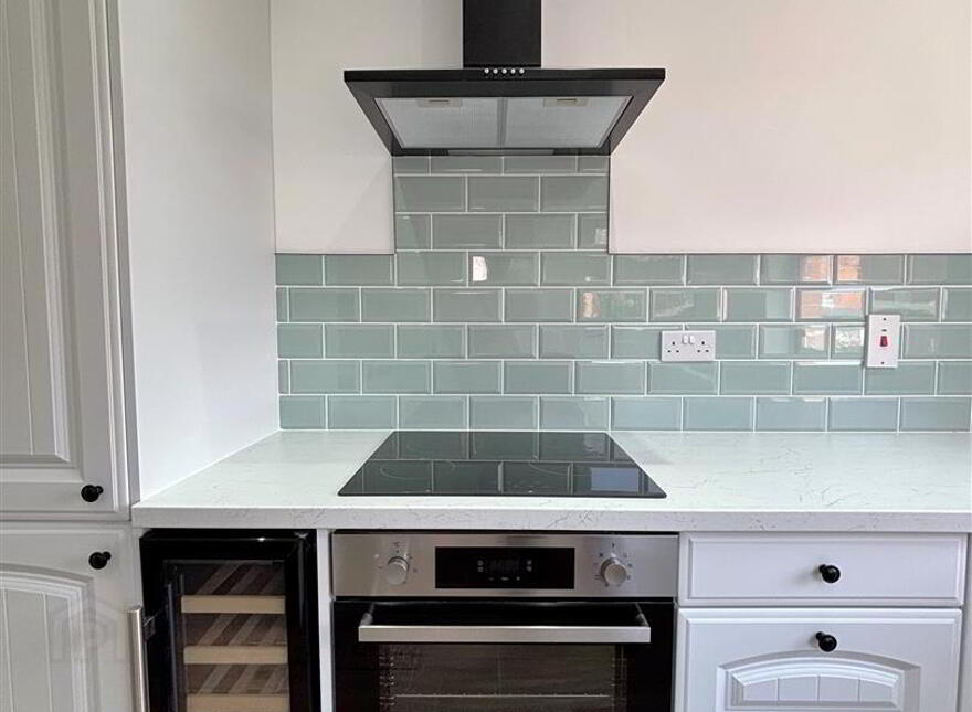 706 Crumlin Road, Belfast, BT14 8AD