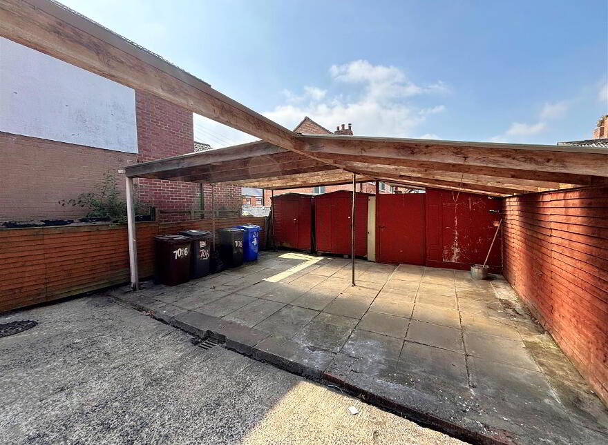 706 Crumlin Road, Belfast, BT14 8AD