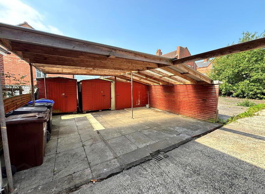 706 Crumlin Road, Belfast, BT14 8AD