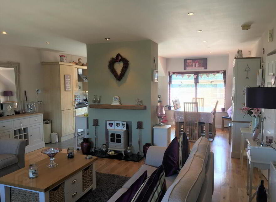 1 Cumberland Gate, Dundonald, Belfast, BT16 2GE