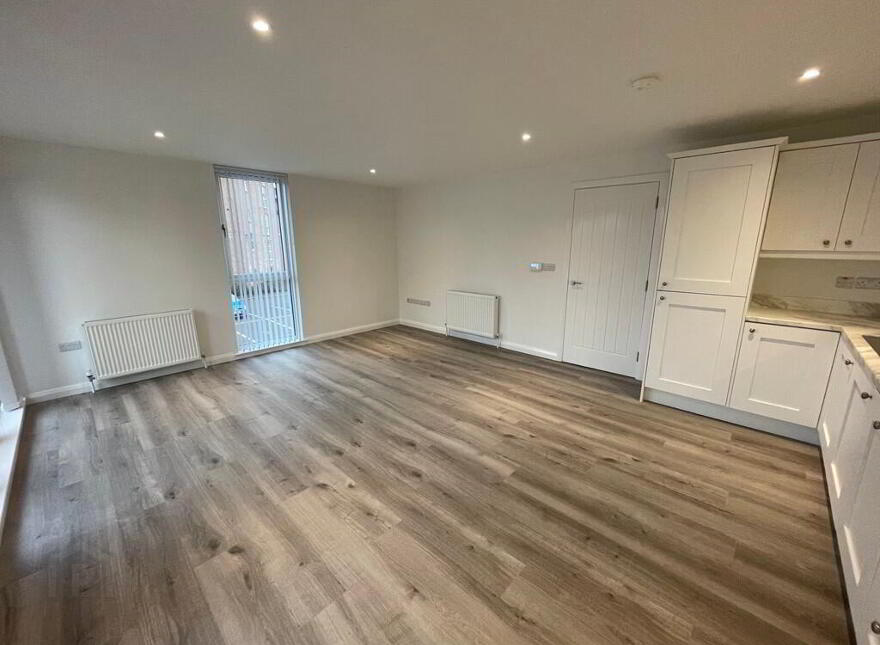 Apt 6, Lewis Mews, Block E, Belfast, BT4 1SY
