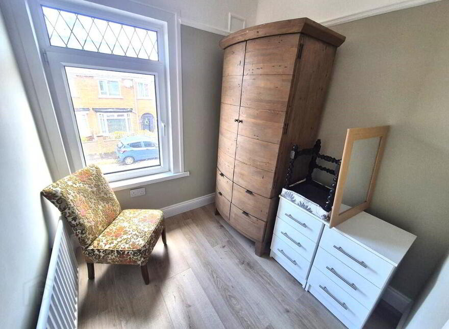 17 Loopland Drive, Belfast, BT6 9DW