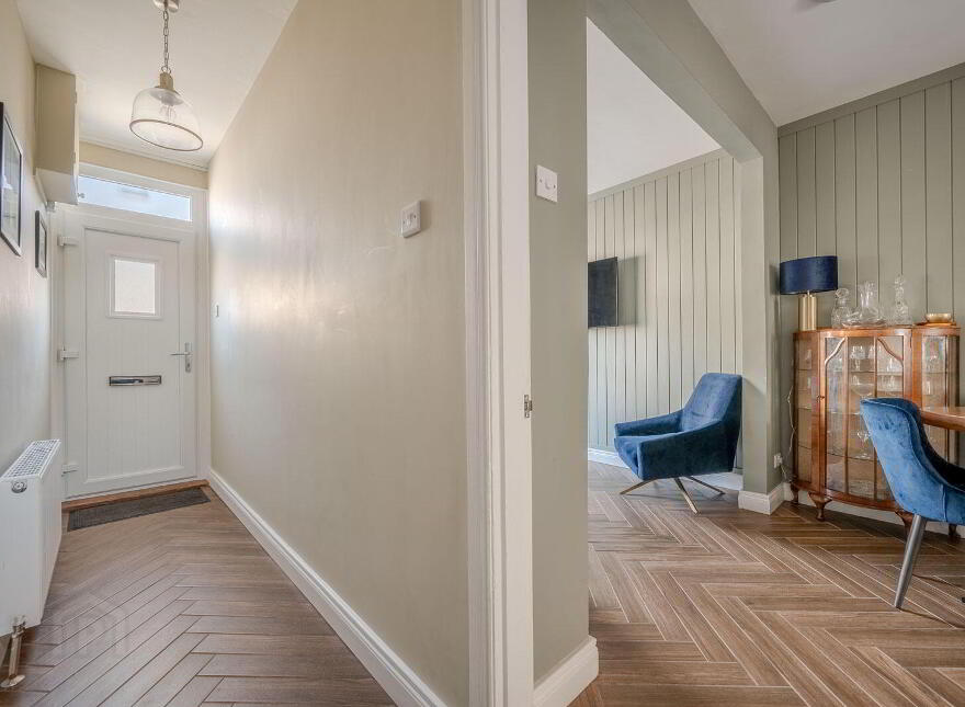 29 Downshire Road, Holywood, BT18 9LX