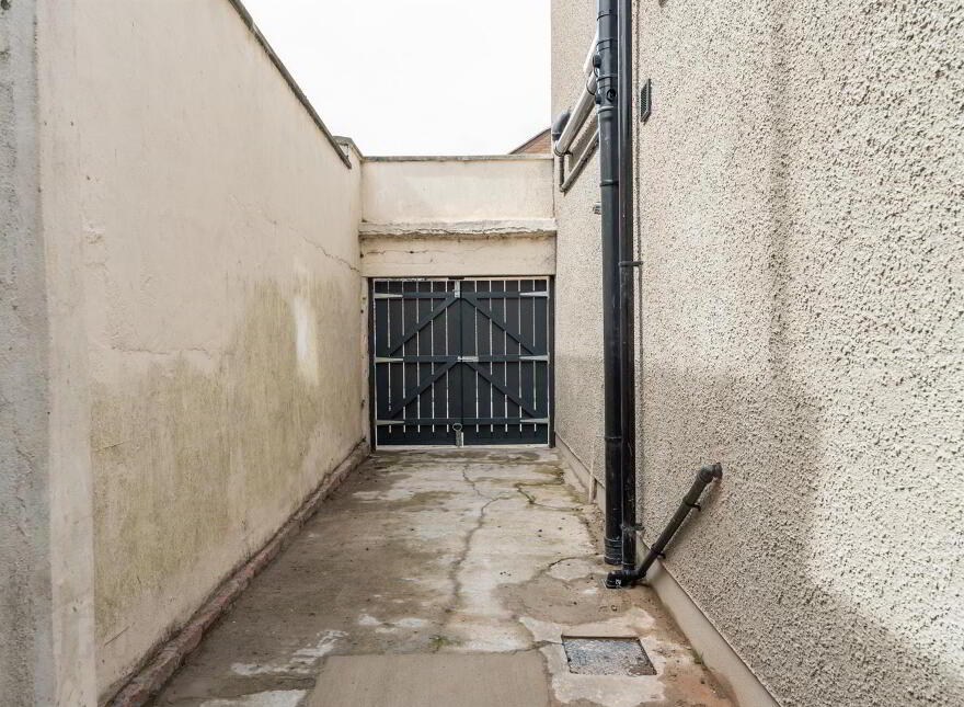 13 Trillick Street, Belfast, BT5 4QY