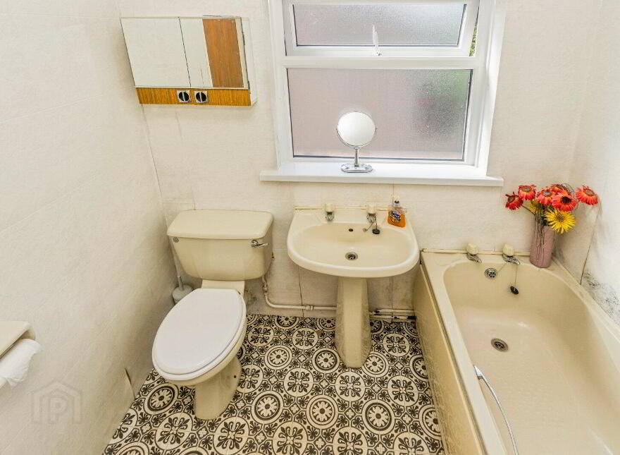 181 Ravenhill Road, Belfast, BT6 0BQ