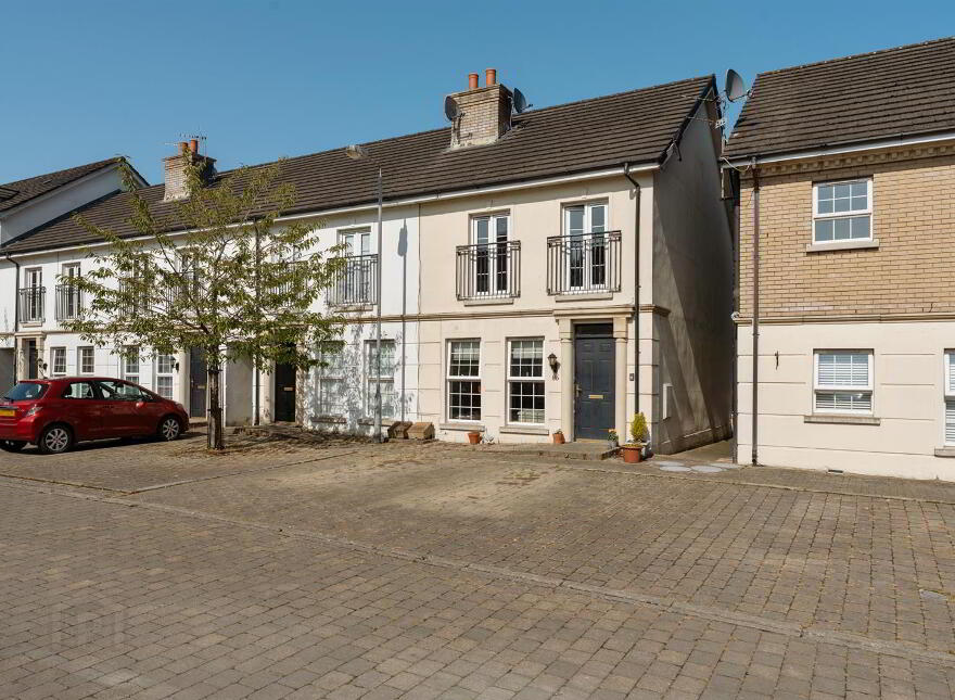86 Leathem Square, Dundonald, Belfast, BT16 2QL