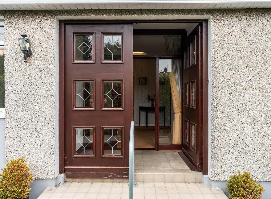 151 Groomsport Road, Bangor, BT20 5NZ