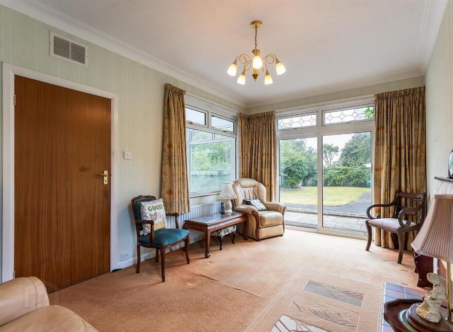 151 Groomsport Road, Bangor, BT20 5NZ