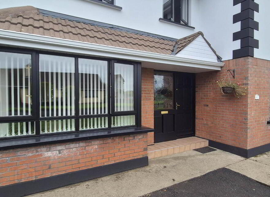 63 Ardanlee, Culmore, Derry, BT48 8RR
