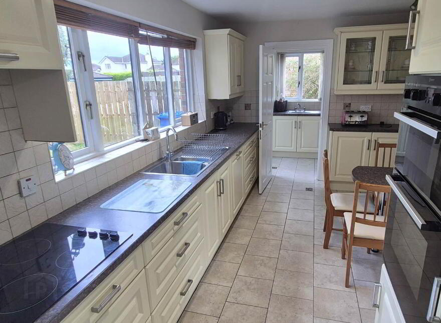 63 Ardanlee, Culmore, Derry, BT48 8RR