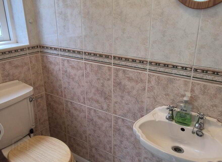 63 Ardanlee, Culmore, Derry, BT48 8RR