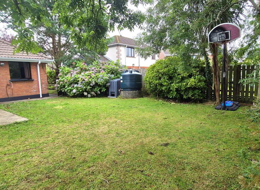 63 Ardanlee, Culmore, Derry, BT48 8RR