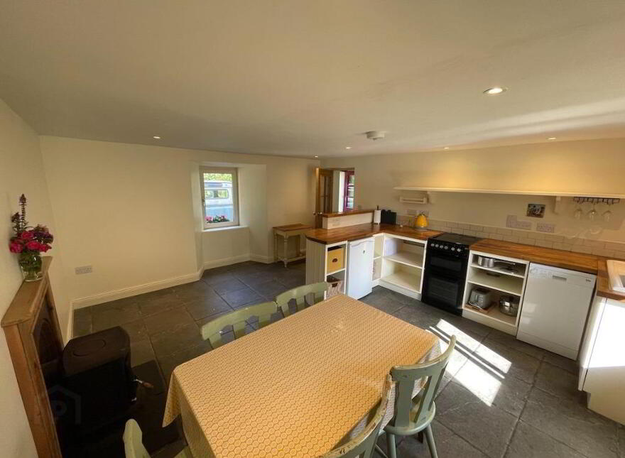 Thomastown, Kilfinane, V35D308