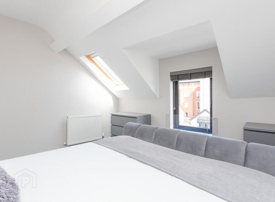 Flat C, 2 Surrey Street, Belfast, BT9 7FS