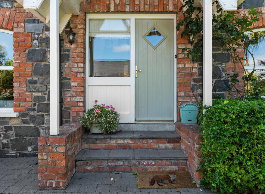 10 Stockbridge Road, Donaghadee, BT21 0PN