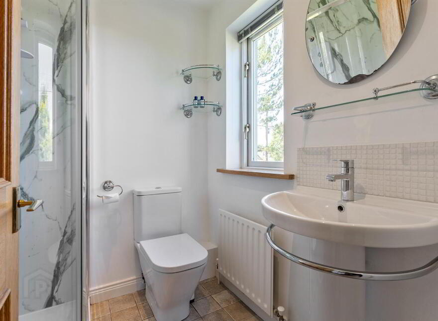 10 Stockbridge Road, Donaghadee, BT21 0PN