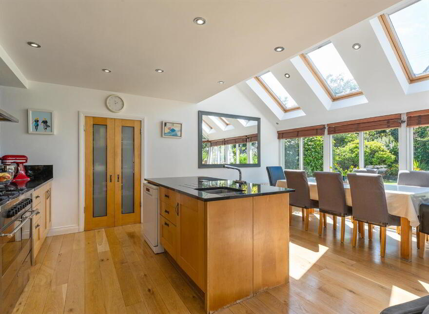 10 Stockbridge Road, Donaghadee, BT21 0PN