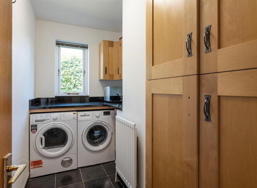 10 Stockbridge Road, Donaghadee, BT21 0PN