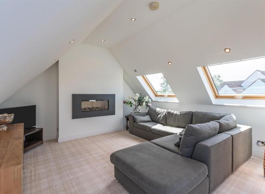 10 Stockbridge Road, Donaghadee, BT21 0PN