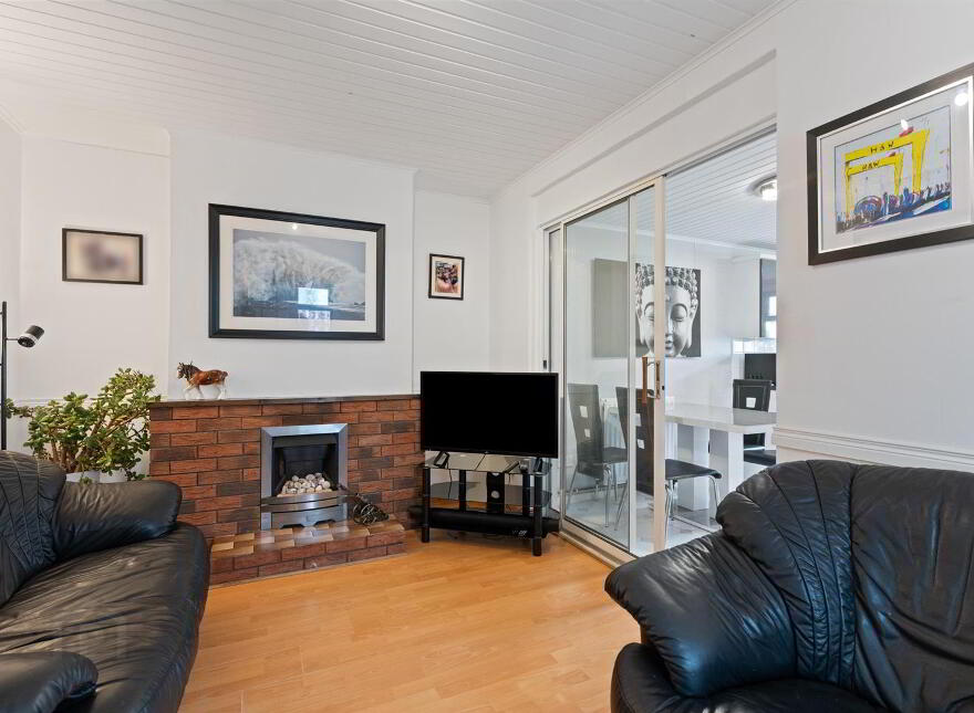 11 Comber Road, Dundonald, Belfast, BT16 2AA