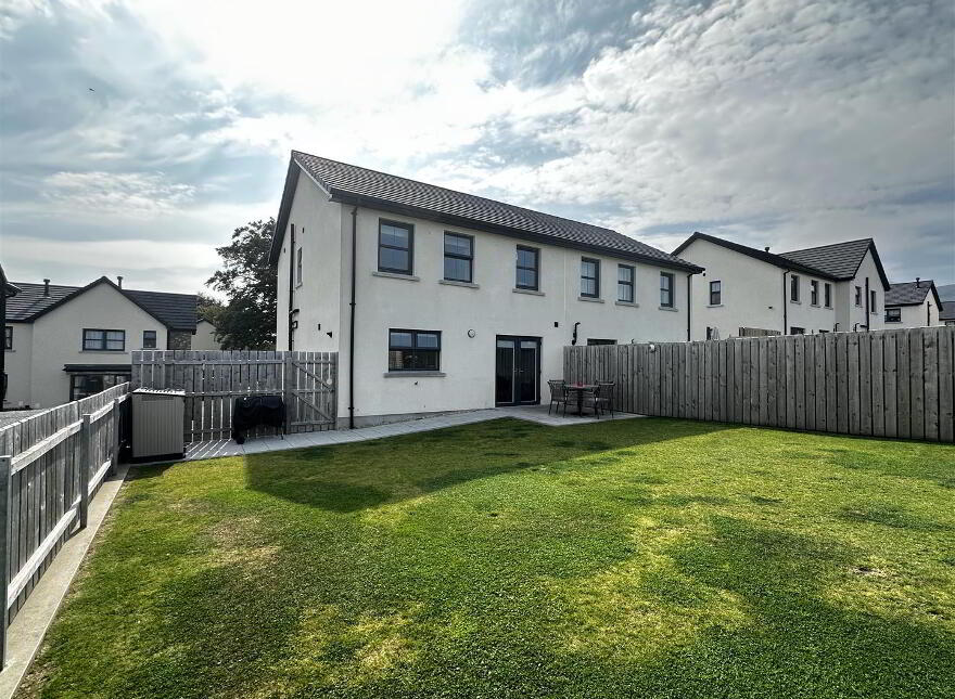 27 Clanbrassil, Newcastle, Down, BT33 0FS