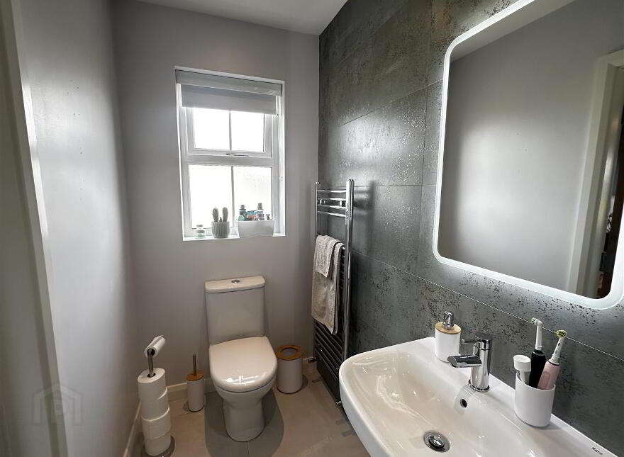 27 Clanbrassil, Newcastle, Down, BT33 0FS