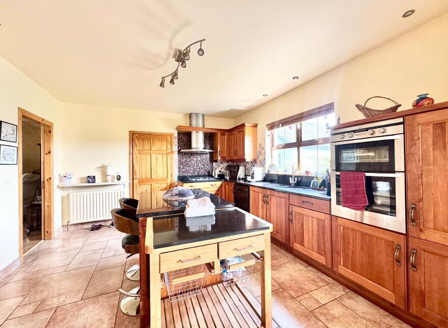 136 Moylagh Road, Seskinore, Omagh, BT78 2QQ