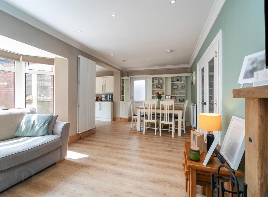 54 Marlfield Drive, Belfast, BT5 7PJ
