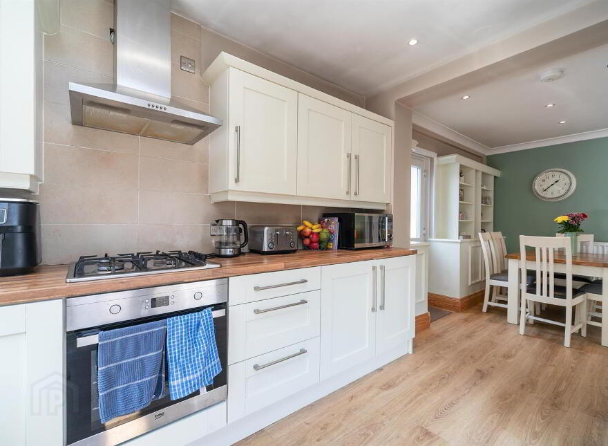 54 Marlfield Drive, Belfast, BT5 7PJ