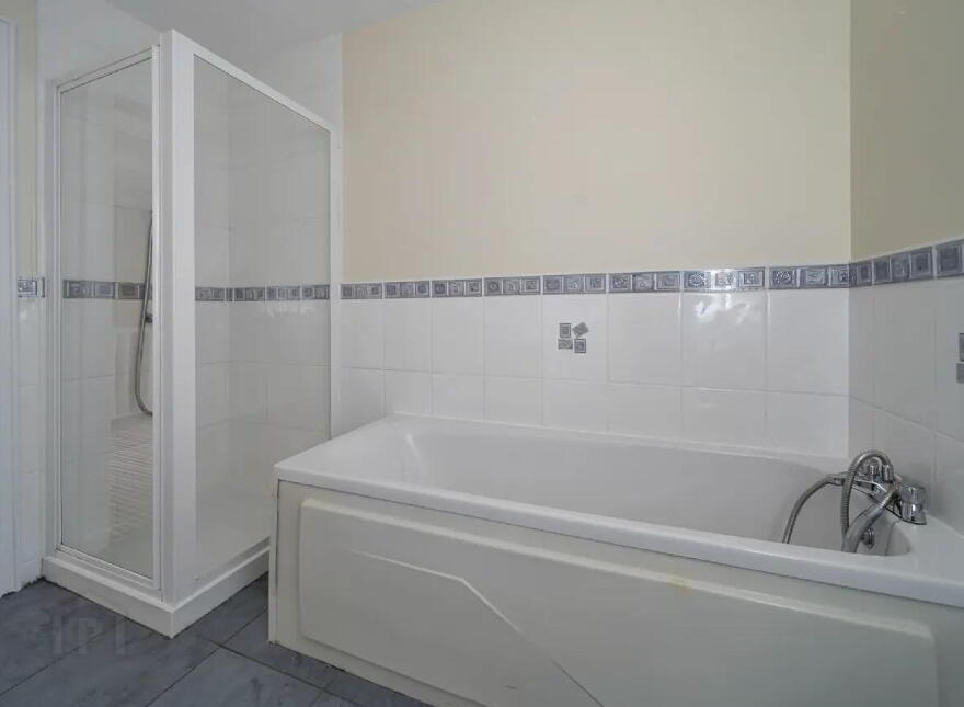 97 Ashlea Grove, Carrigans, Killea, F93P967
